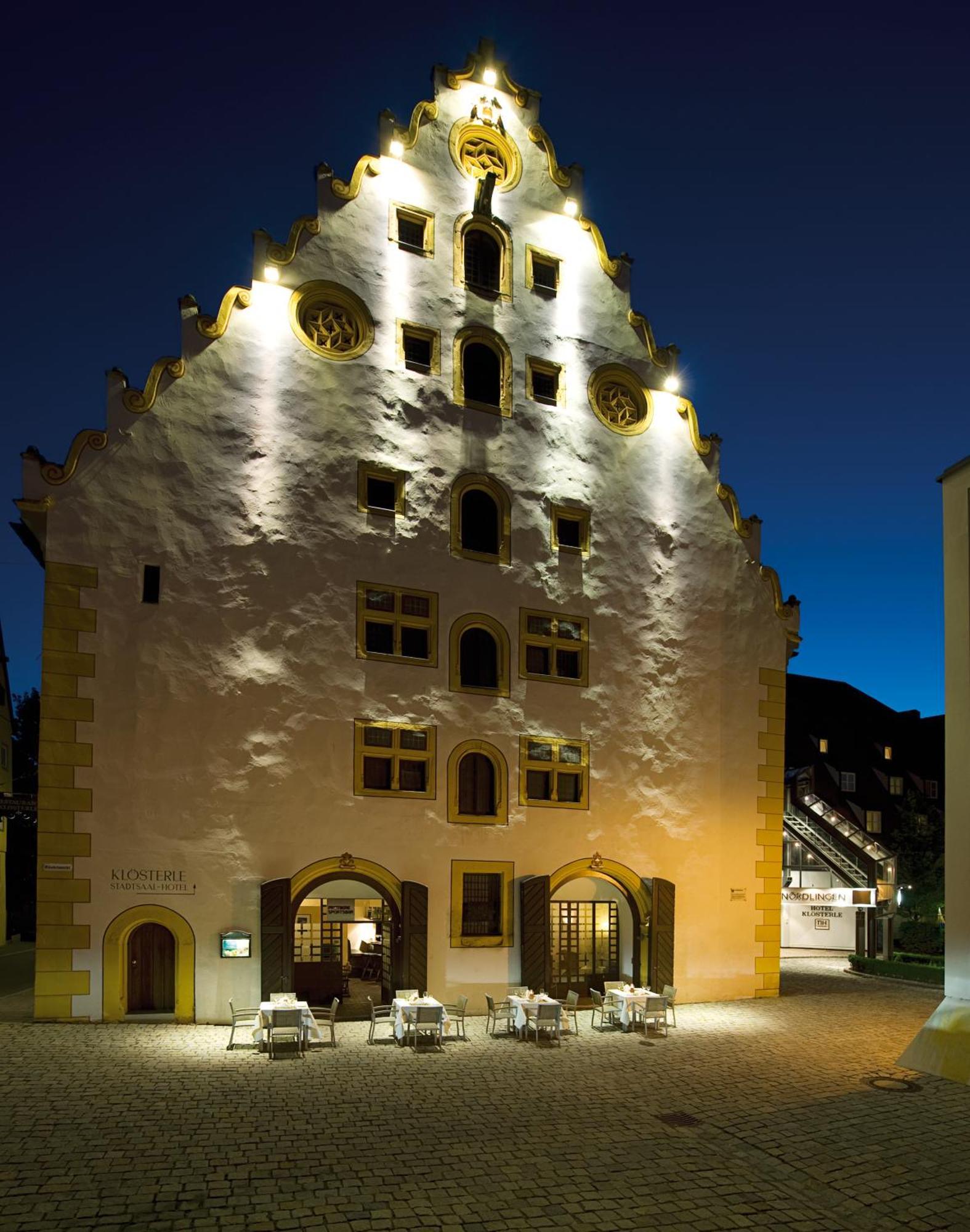 Hotel Kloesterle Noerdlingen - In Kuerze Elaya Hotel Kloesterle Nördlingen Exterior foto