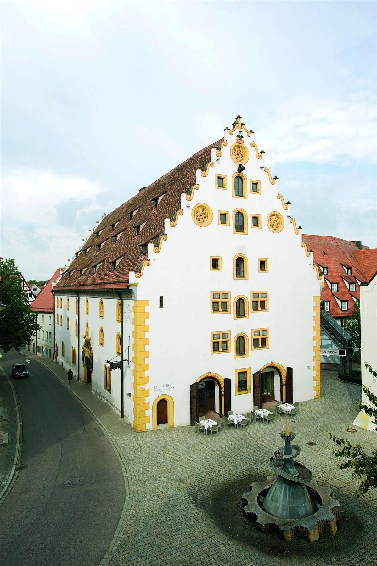 Hotel Kloesterle Noerdlingen - In Kuerze Elaya Hotel Kloesterle Nördlingen Exterior foto
